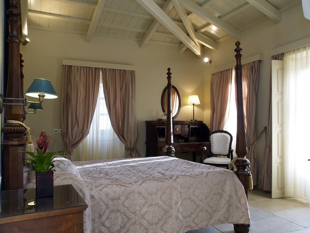 Angelica Traditional Boutique Hotel Хидра Стая снимка