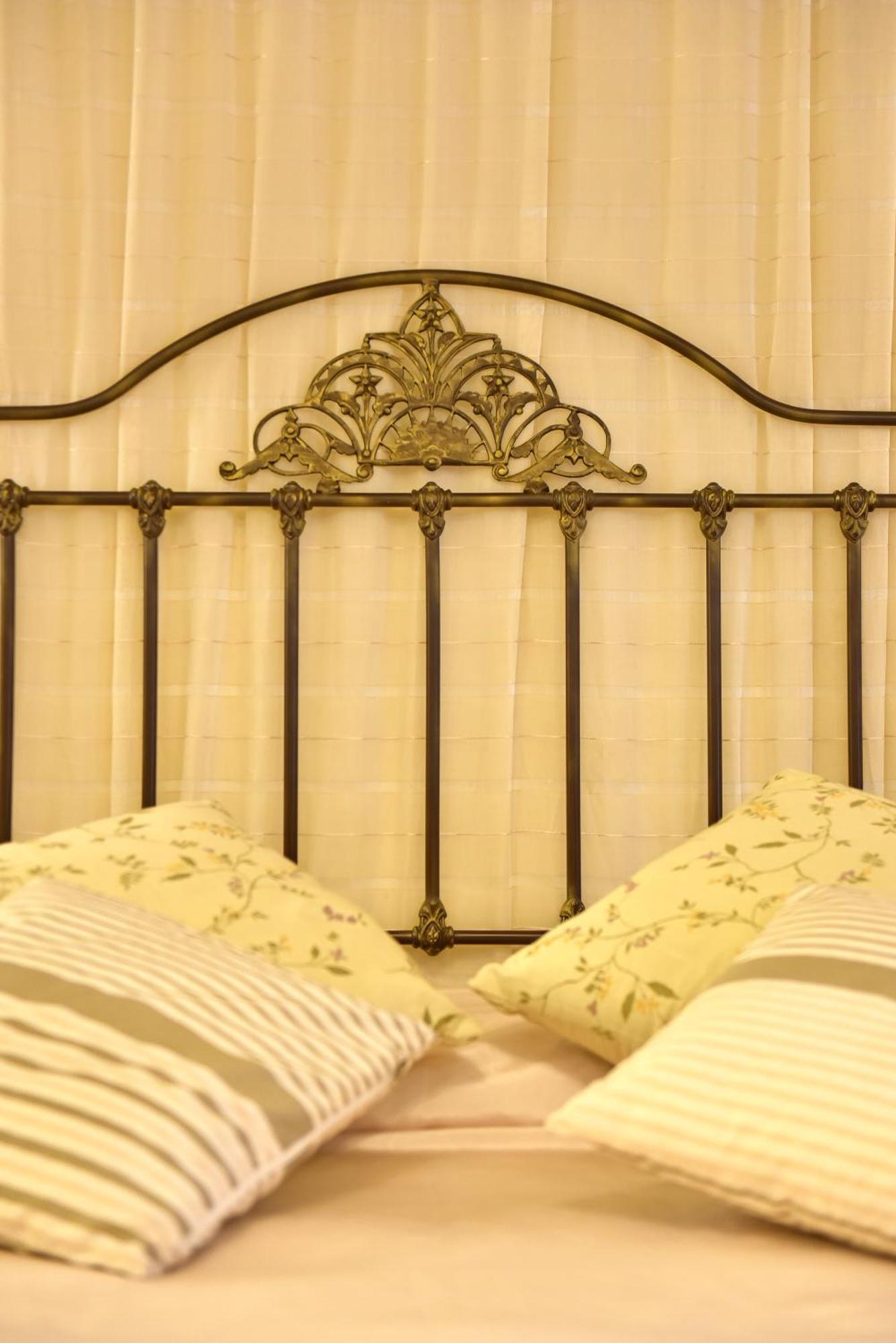 Angelica Traditional Boutique Hotel Хидра Стая снимка