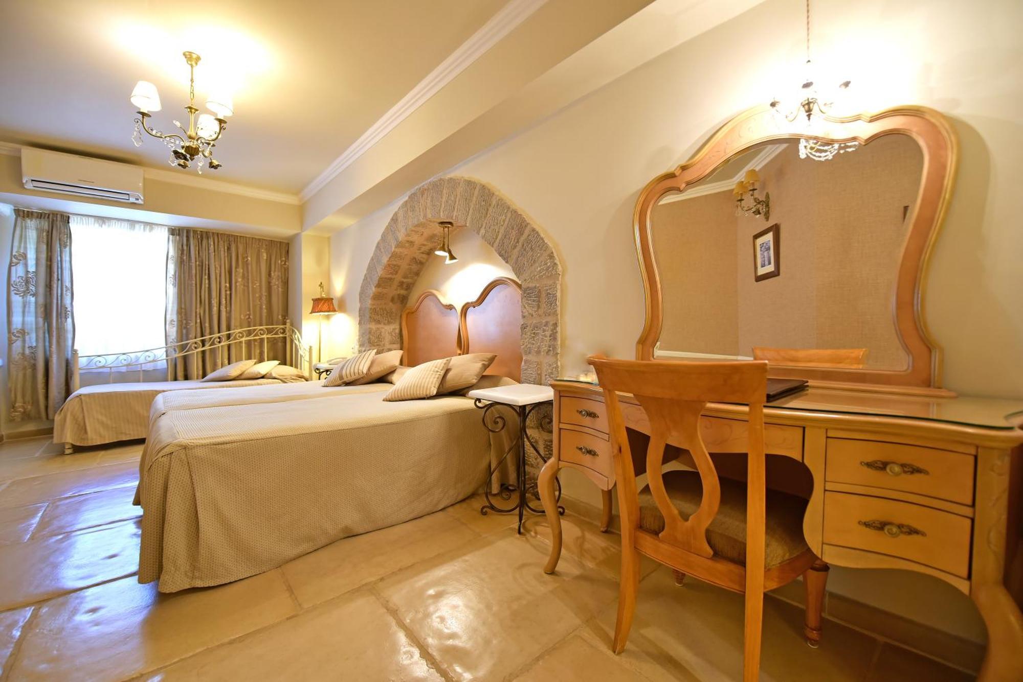 Angelica Traditional Boutique Hotel Хидра Стая снимка