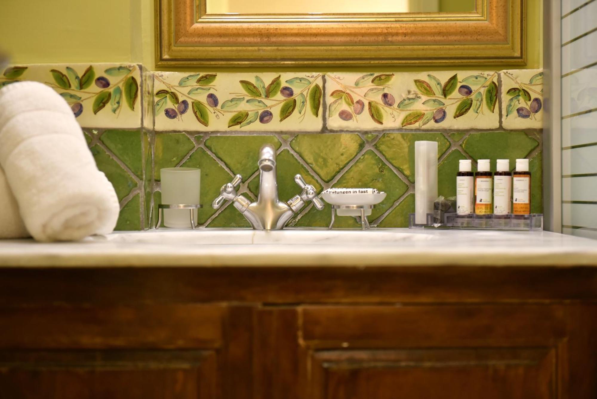 Angelica Traditional Boutique Hotel Хидра Стая снимка