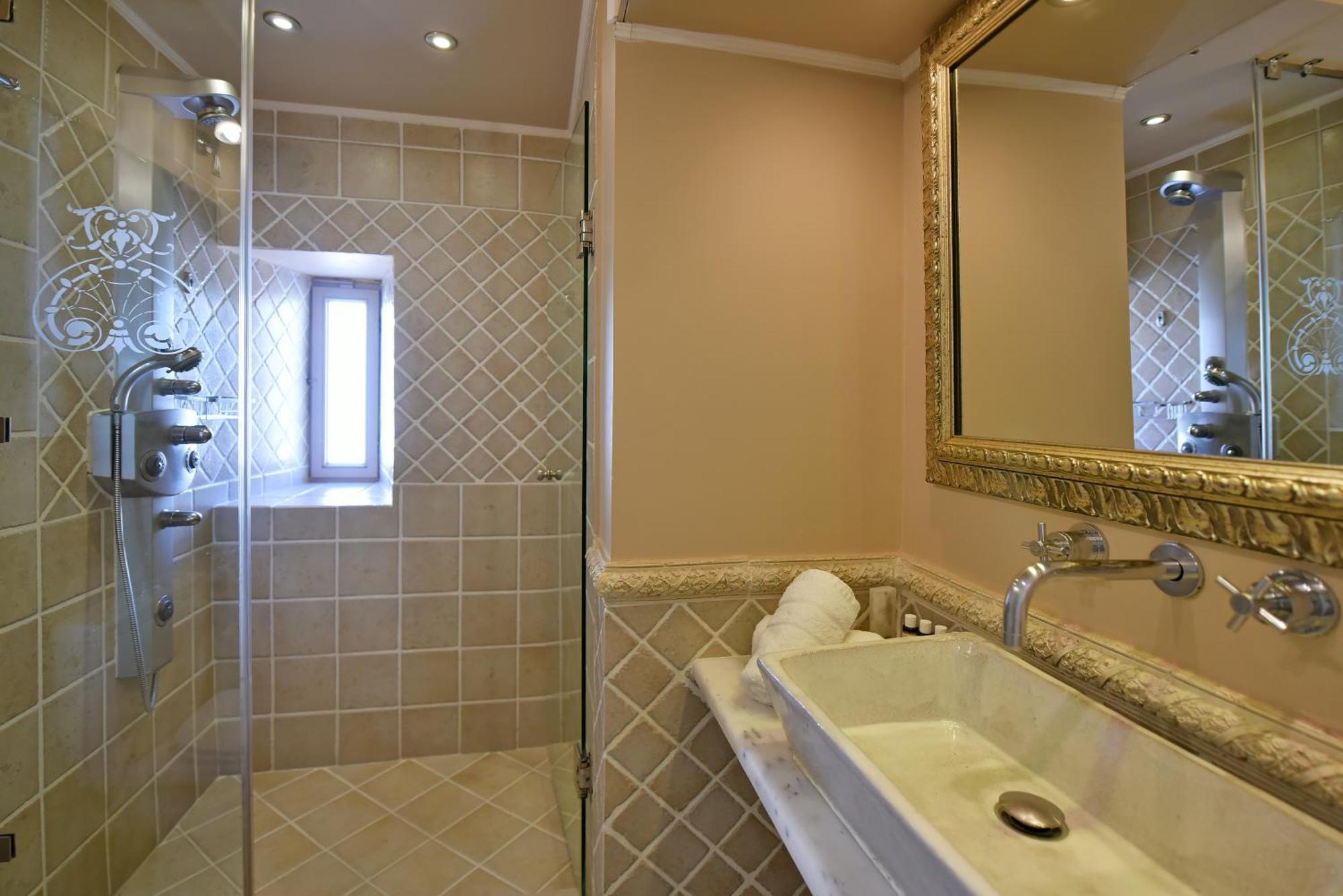 Angelica Traditional Boutique Hotel Хидра Екстериор снимка